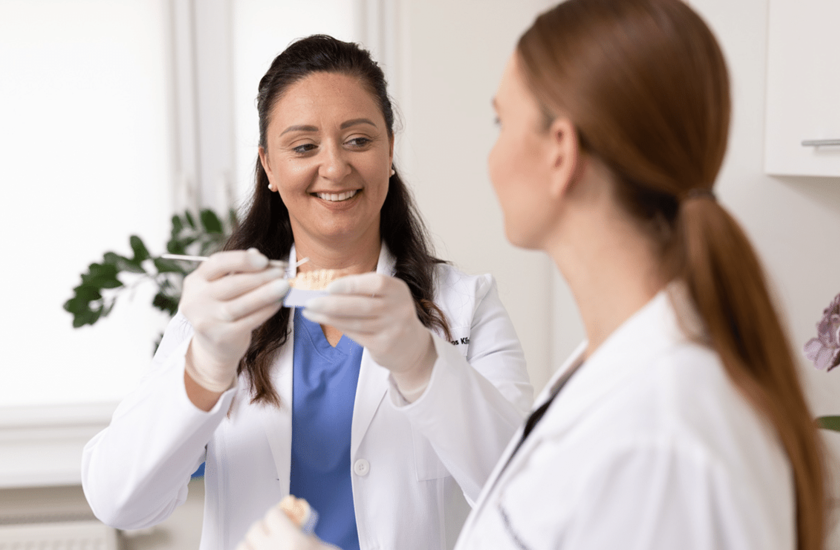  Sveikiname kolegas Tarptautinės odontologų dienos proga! 