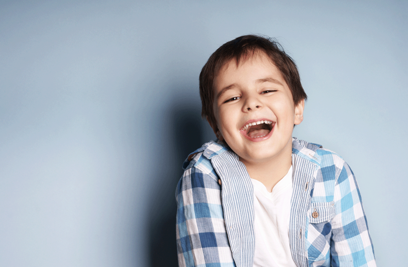 Baltos dėmelės ant vaiko dantų – kas tai? (video)